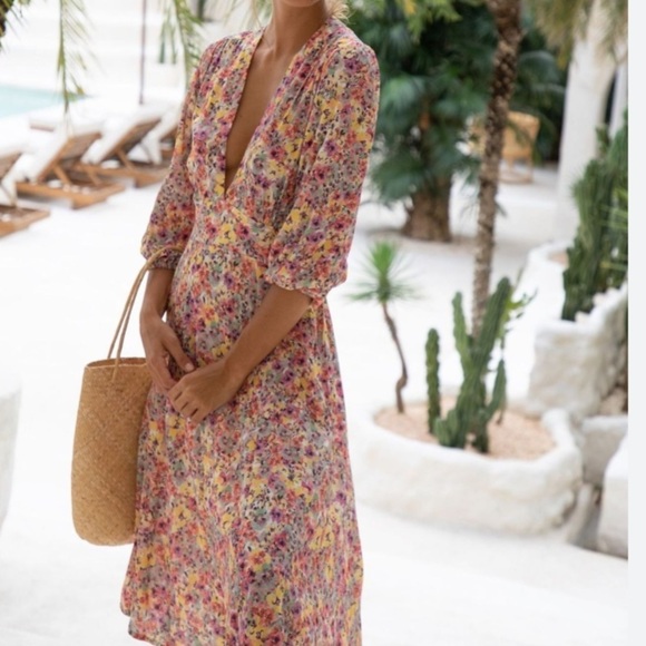 Hazel & Folk VIVIANNE MIDI DRESS
FLORAL ESCAPE Size Small S - Picture 4 of 8